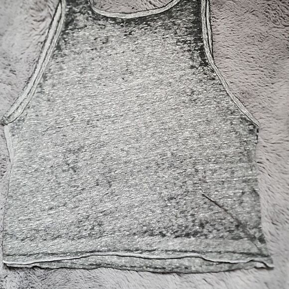 NWOT Wonder Woman Tank Size Medium - Picture 4 of 4